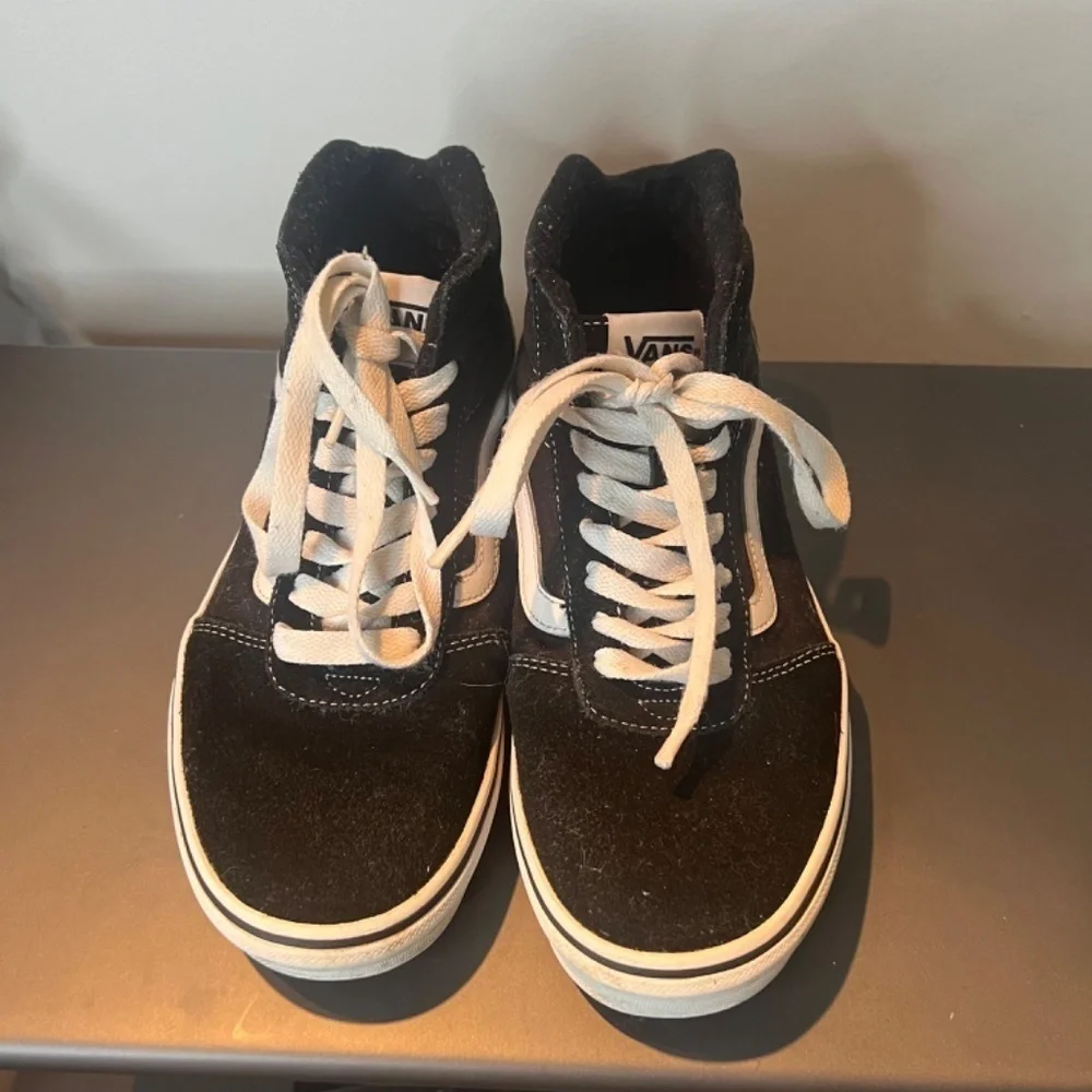 VANS Black Off the Wall Everyday Wear Size 8.5 men’s